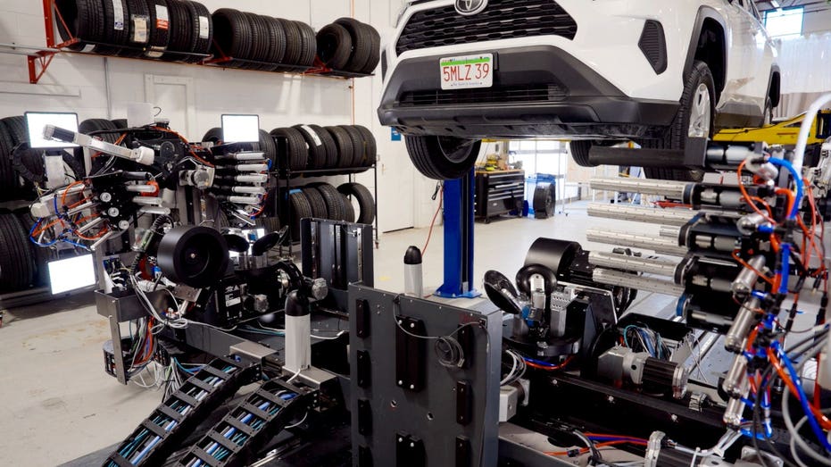 AI robot changes your tires and balances them too Melbourne School